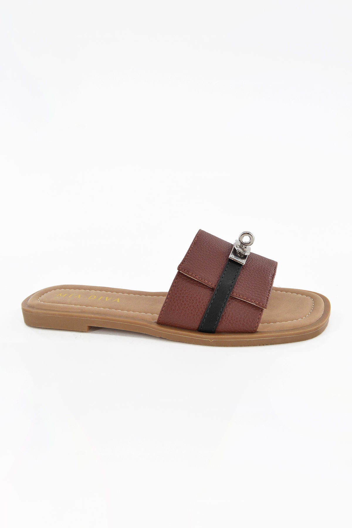 MIA DIVA Classic Buckle Accent Flat Andria 2505